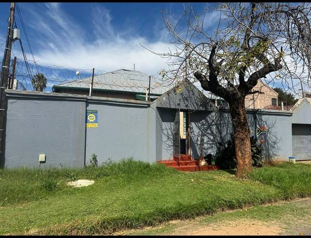 12 BEDROOM HOUSE FOR SALE IN WESTDENE